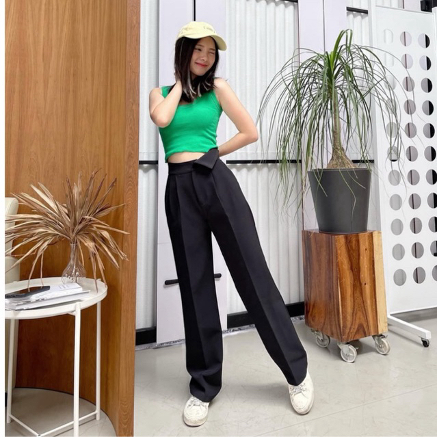 ส่งต่อกางเกงขายาว  Carrie trousers จากแบรนด์ riley.apparels