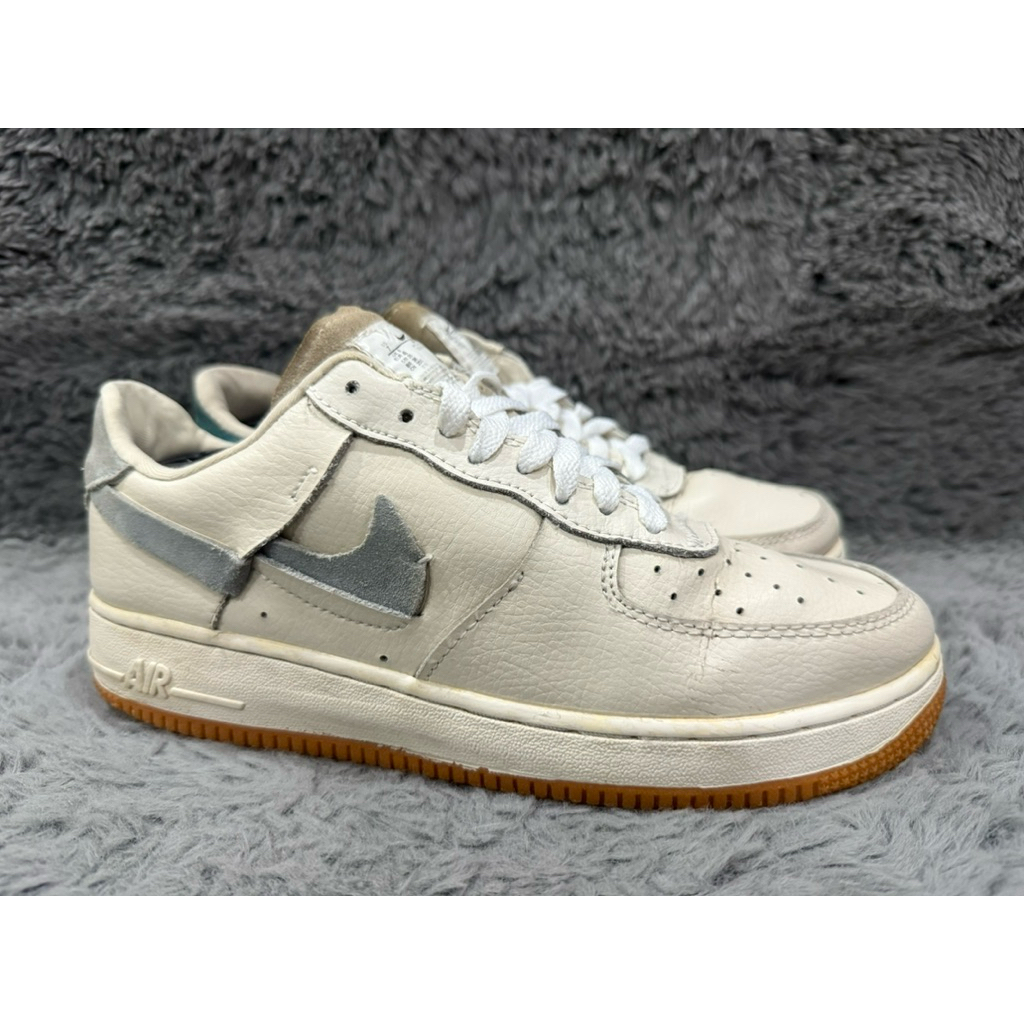 ไนกี้ AF1 Size 40 ยาว 25 cm (รองเท้ามือสอง)