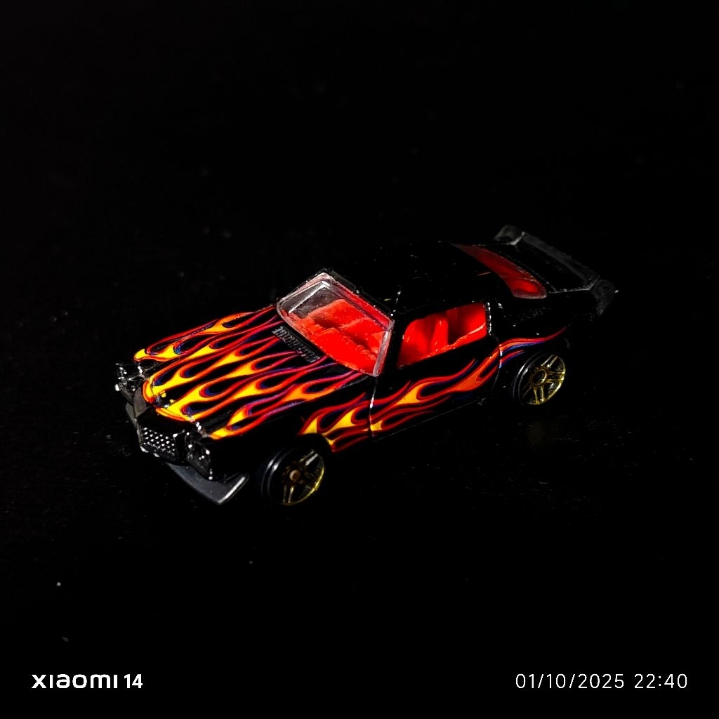 Hot Wheels '70 Chevy Camaro
