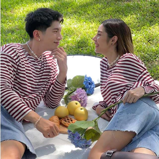 Chewa Striped Cropped Boxy - เสื้อลายริ้วเเขนยาว - 8321
