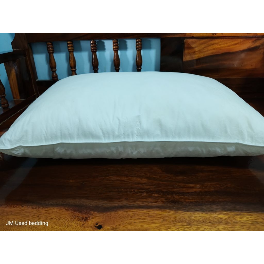 หมอน SANTAS Microgel (มือสอง)