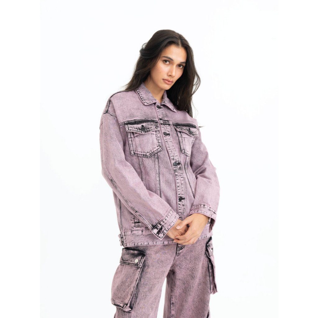 Pania Eva Denim jacket in Acid bleach pink แพนญาเสื้อแจ็คเก็ตยีนส์รุ่นอีวาสีชมพูฟอก