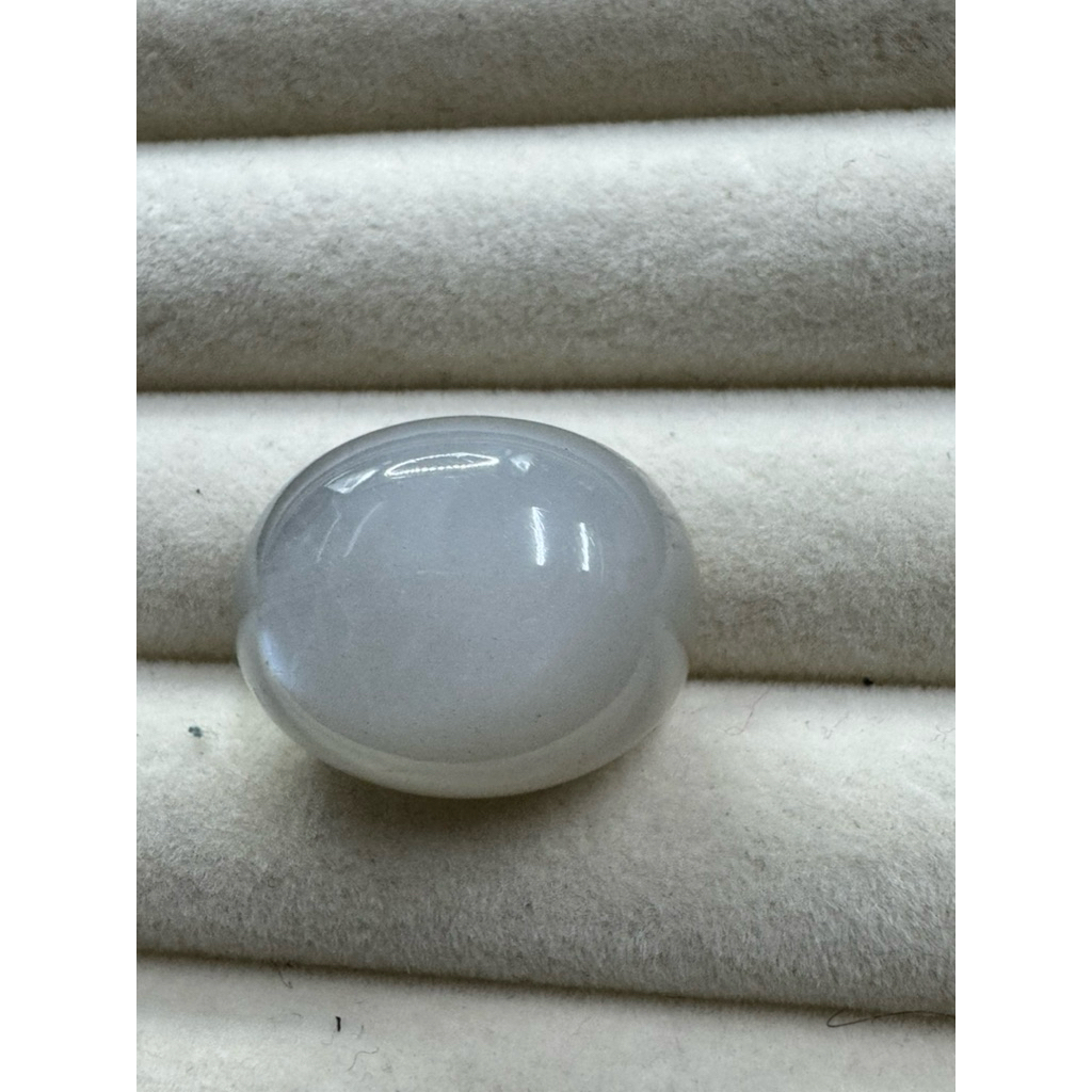 46CT Glorious Collection 100% Natural Gray Moonstone Cabochon 19x23mm