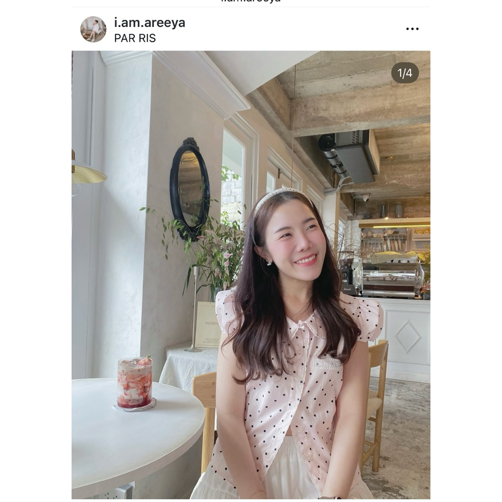 ส่งต่อดสื้อคอบัว แขนตุ๊กตา แบรนด์ Rika