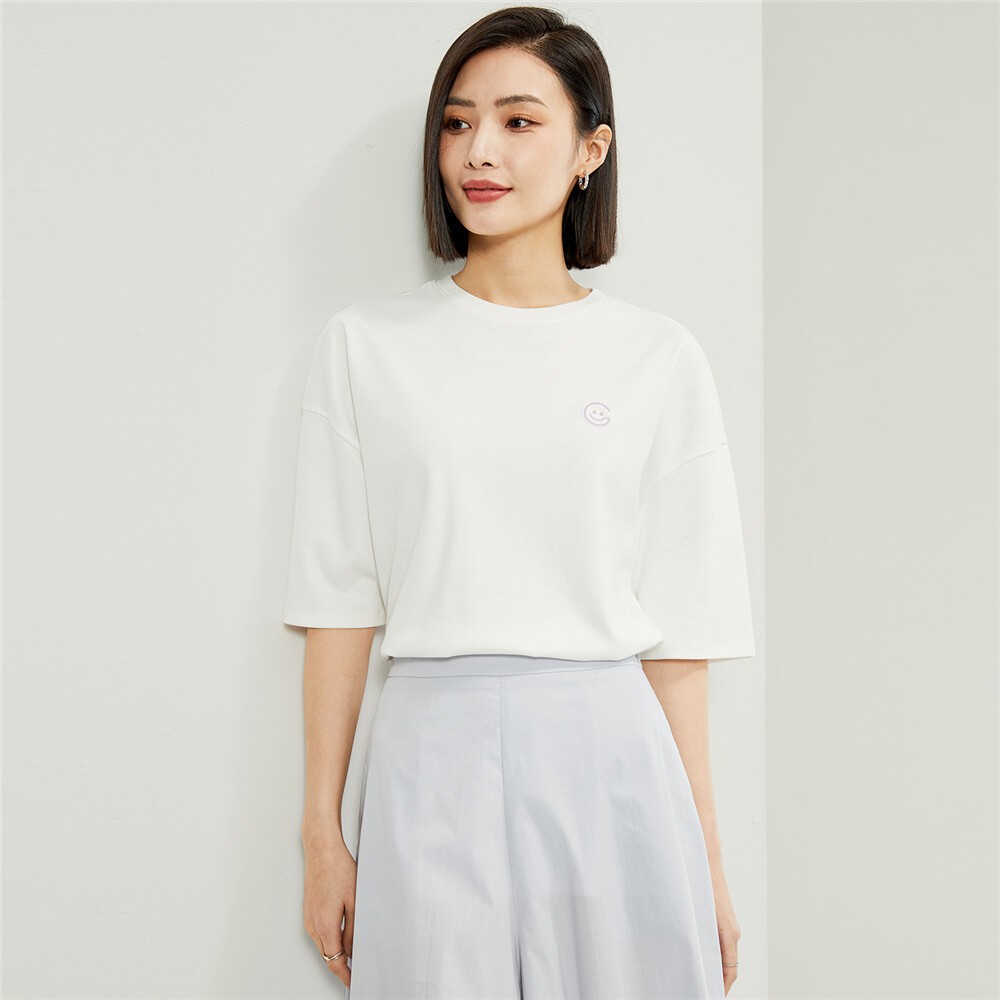 GIORDANO (Online Exclusive) เสื้อยืดผู้หญิง Women's Loose Tee 05324426 B2