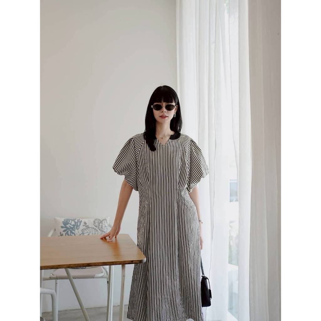 D00338 เดรสคอกลมวีแขนบอลลูนลายริ้ว+เข็มขัด