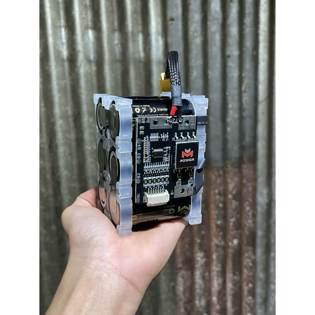 (พร้อมจัดส่งไม่ต้องรอ)แบตเตอรี่ฟอสเฟต 21v 6A ทรงเหลี่ยม