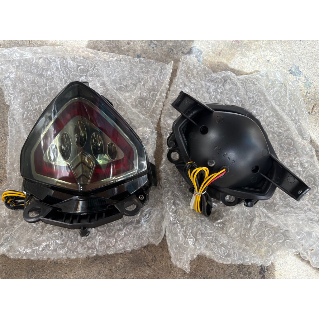 ‼️SALE‼️ ไฟแต่งไฟเลี้ยวในตัว Honda CBR 500R CB500X CB500F 2013- 2015 ราคา 1000 บาท