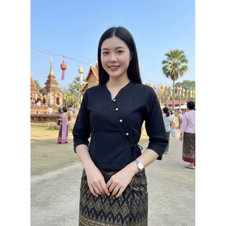 เสื้อพื้นเมืองผู้หญิงผูกข้าง
