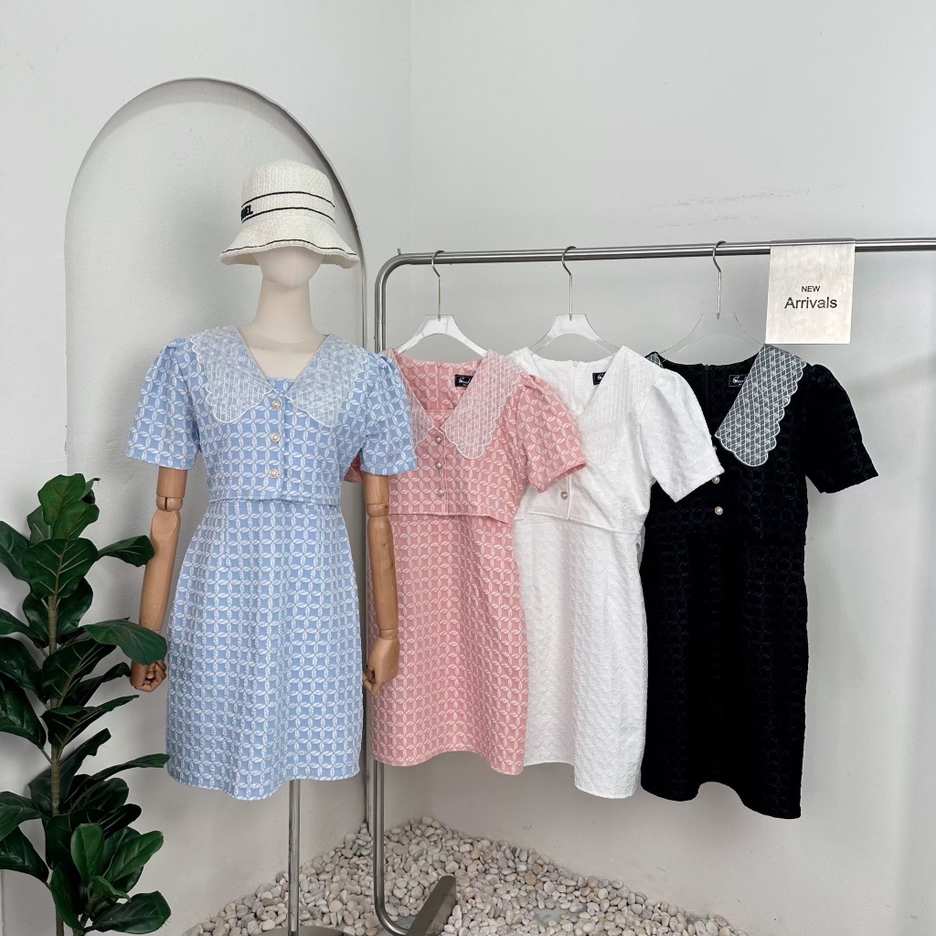 Mook_shop เดรสผ้าลักชูทรงกั้ก คอปกปักมุกลายดอกไม้