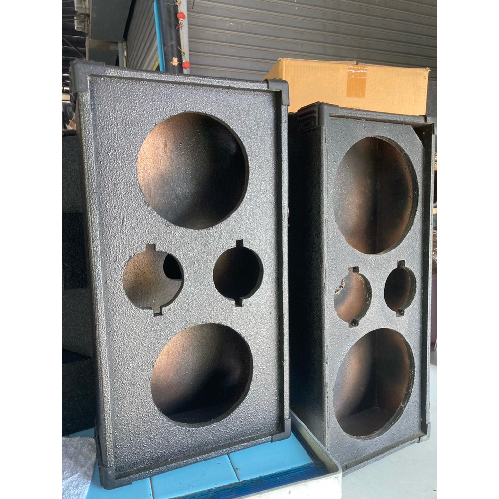 ตู้เปล่า 6“-8“ เจาะเสียงกลางแหลม