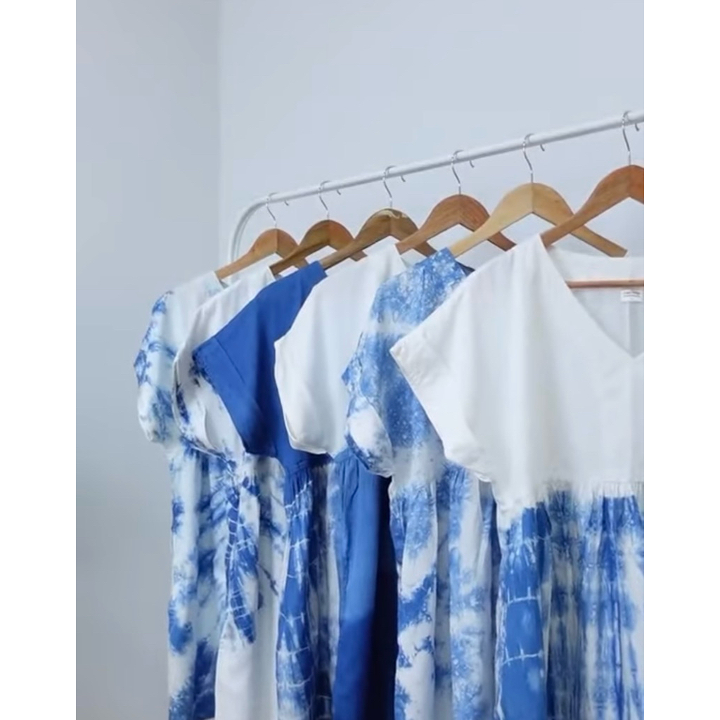 Verona mini dress จากร้าน Diary indigo (มือสอง)