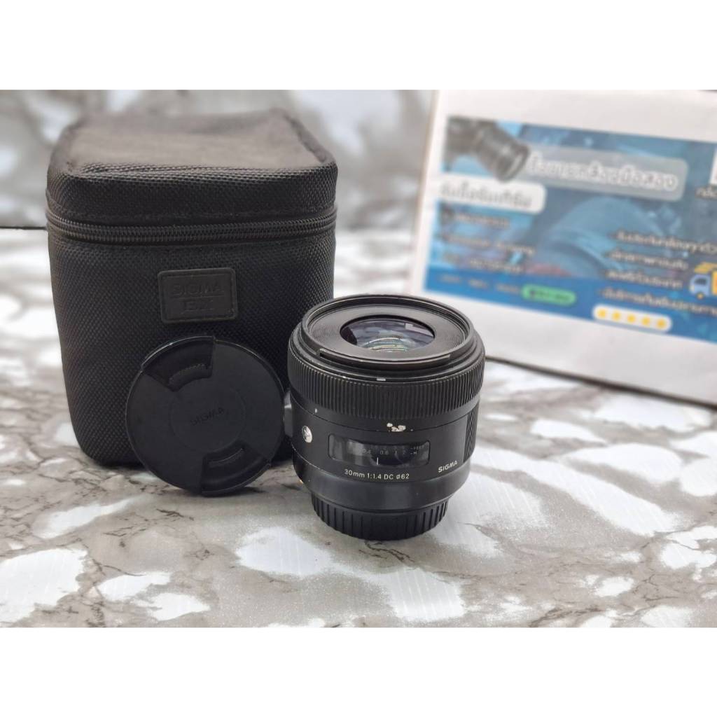 เลนส์กล้องถ่ายรูป Sigma 30 F1.4 (Canon)