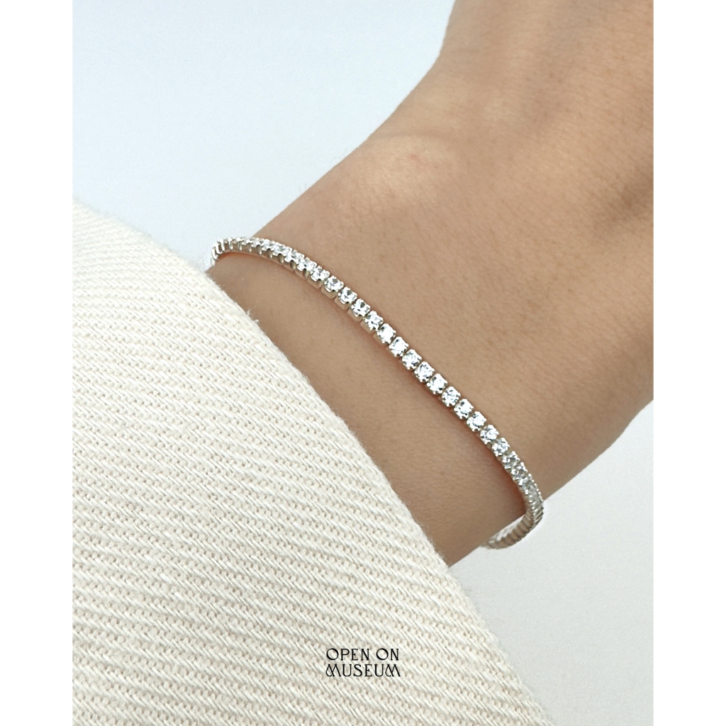 [Open on Museum] Tiny Tennis Bracelet - สร้อยข้อมือเงินแท้ พลอย White Zirconia รุ่น Tennis