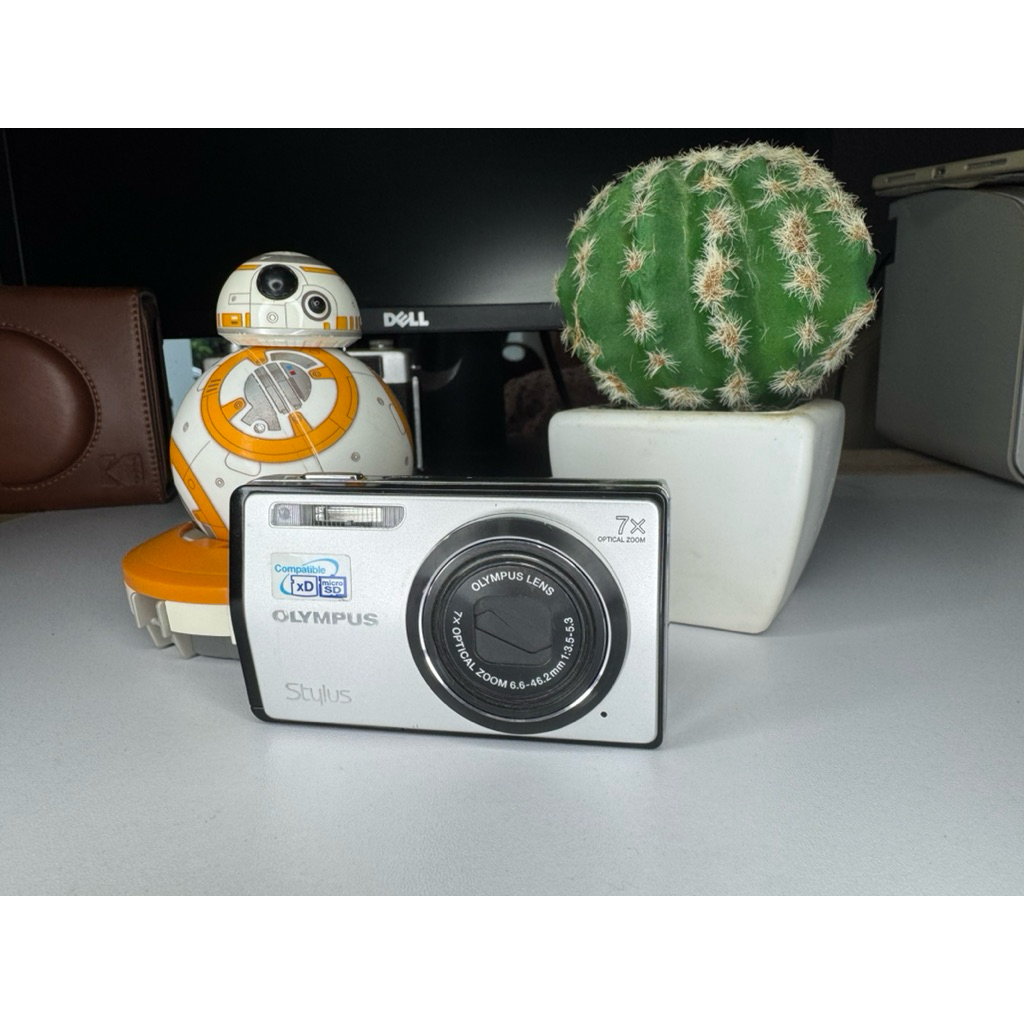 กล้อง Olympus stylus สีเงิน มือสอง