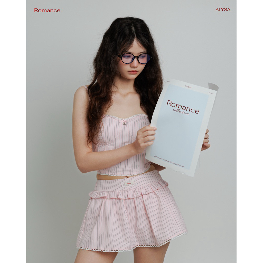 As Aimee skirt กระโปรงสั้นแต่งระบายลูกไม้ (เฉพาะกระโปรง)