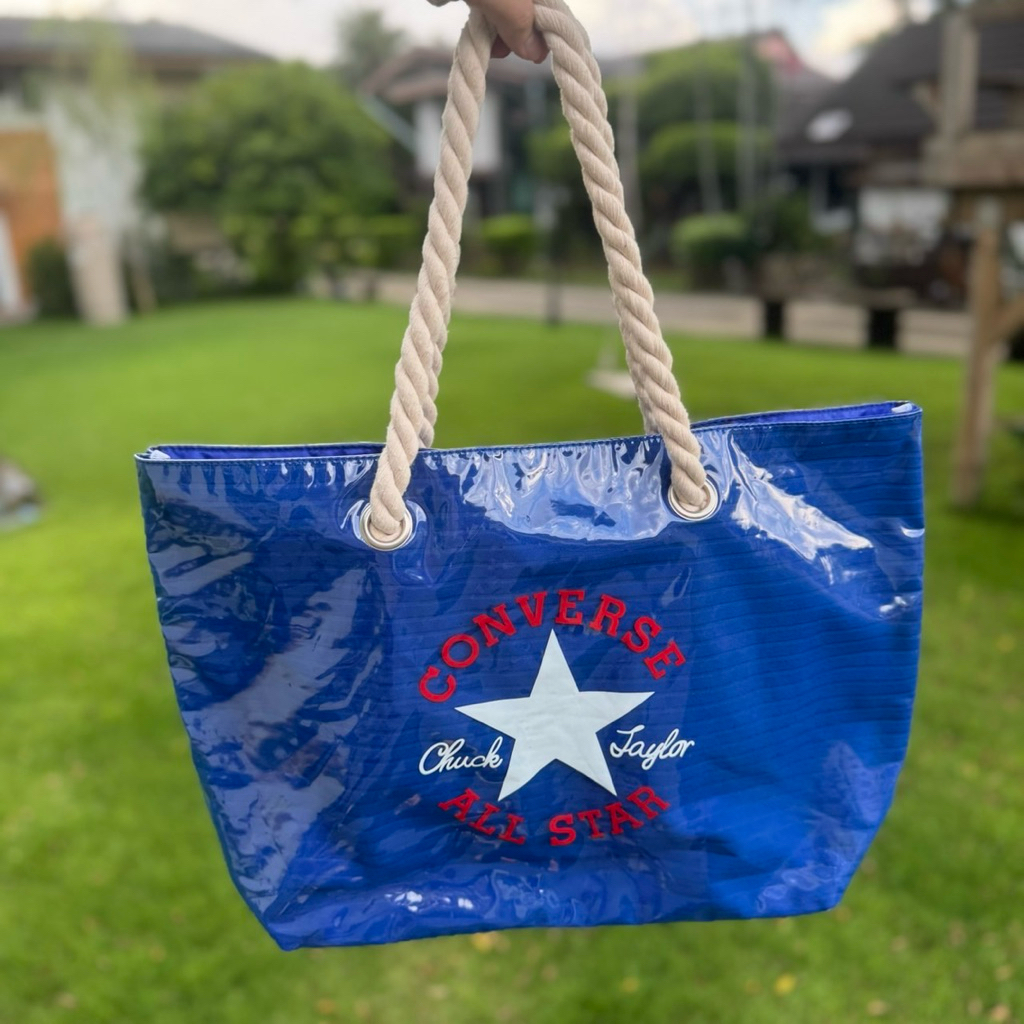 กระเป๋าสะพาย converse