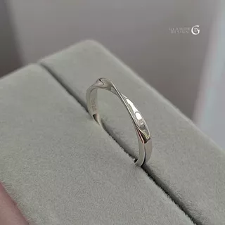 GLAMOR✨แหวนเงิน Ouroboros แหวนแฟชั่น แหวนเงินแหวนเรียบๆ แหวนลมหนาวโมบิอุส แหวนผู้หญิง แหวนปรับขนาด