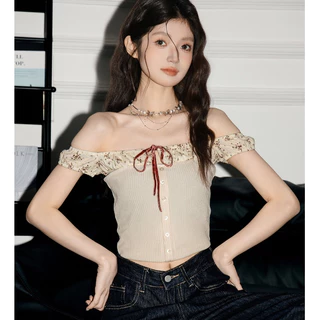 Elly พร้อมส่ง💗เสื้อยืดเสื้อปาดไหล่💗แต่งแขนระบายเก๋ไก๋ ลายดอกไม้ สไตล์เกาหลี แต่งแขนระบายเก๋ไก๋ เสื้อยืดโชว์ไหล่ มีเชือกผ