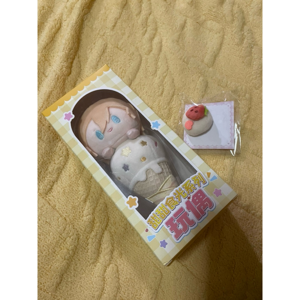 [Ensemble Stars] ice cream nui Eichi & ornament strawberry