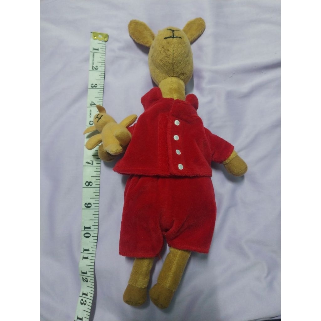 ตุ๊กตามือสอง ลามะชุดแดงอุ้มลูก Llama red pajama 12 นิ้ว 75 บาท ช