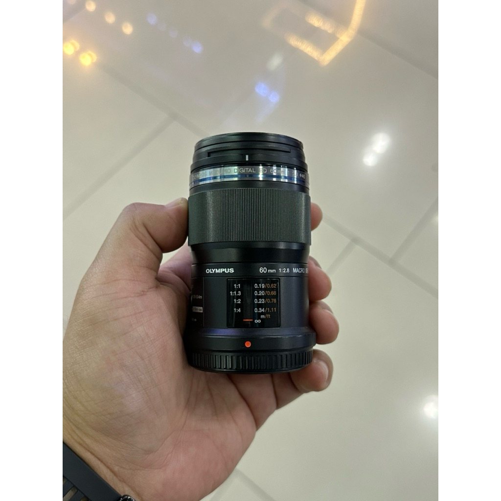 OLYMPUS 60mm f/2.8 Macro อดีตศูนย์ มีกล่อง