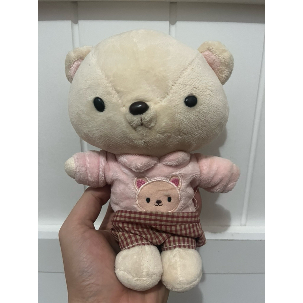 ตุ๊กตาหมี Buu Suu Poe มาสคอตจากแบรนด์ Banpresto