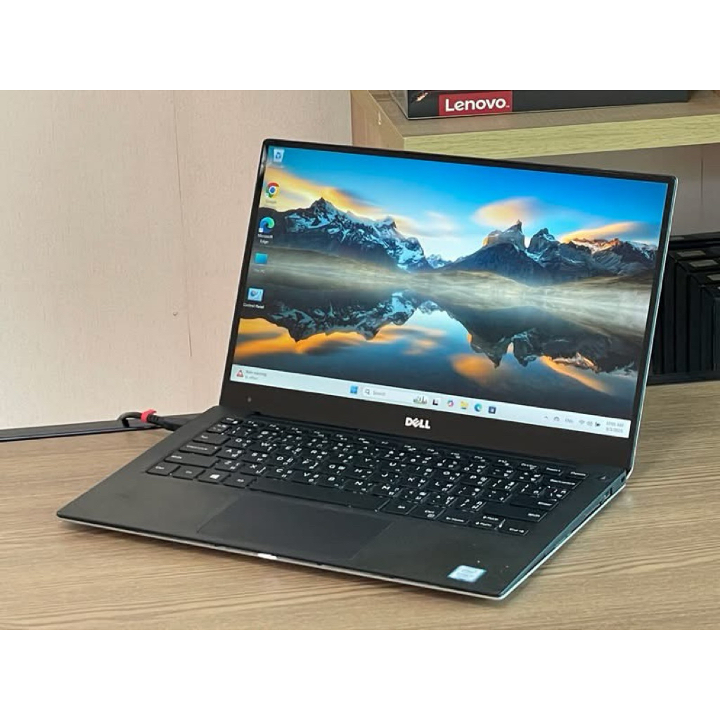 Dell XPS 13 9360 i7-7650U vPro SSD1TB RAM16GB จอทัสกรีน 3K UHD Win11Pro คีย์ไฟ สินค้ามือสอง มีบุบ