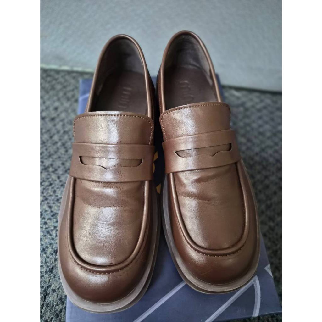 Minx รุ่น Wynn รองเท้า loafer (โลฟเฟอร์) เสริมพื้น 1.5 นิ้ว minxshoes  ขอส่งต่อ > Size 37 Minx รุ่น 