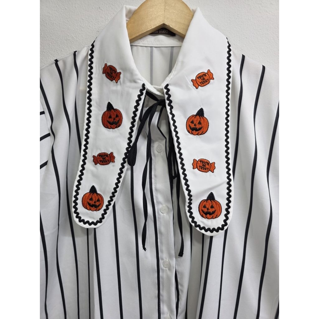 เสื้อเชิ้ตแขนสั้นคอปกบันนี่แต่งลายปักฟักทอง