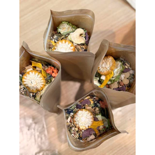 อาหารแฮมสเตอร์ Baan Itsara บ้านอิสระ สูตรบรีดเดอร์ อาหารโฮมเมด สำหรับ แฮมสเตอร์ ดอร์เม้า อบสดใหม่ทุกเมนู