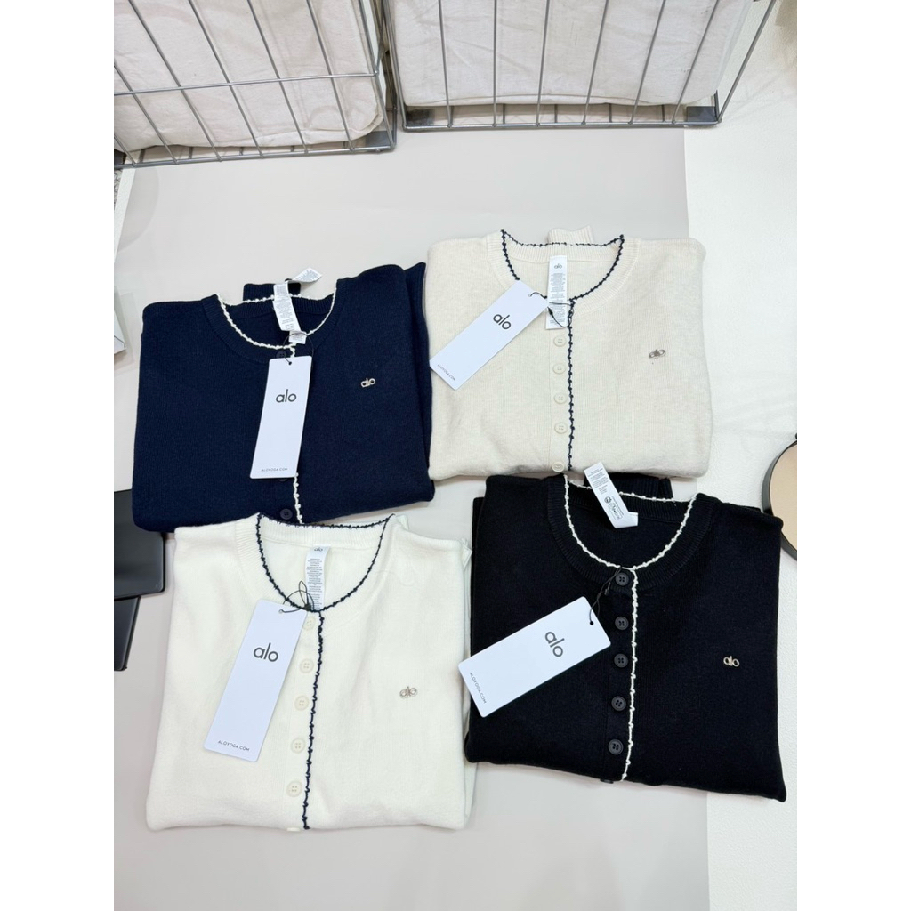 alo yoga cardigan (พร้อมส่ง)