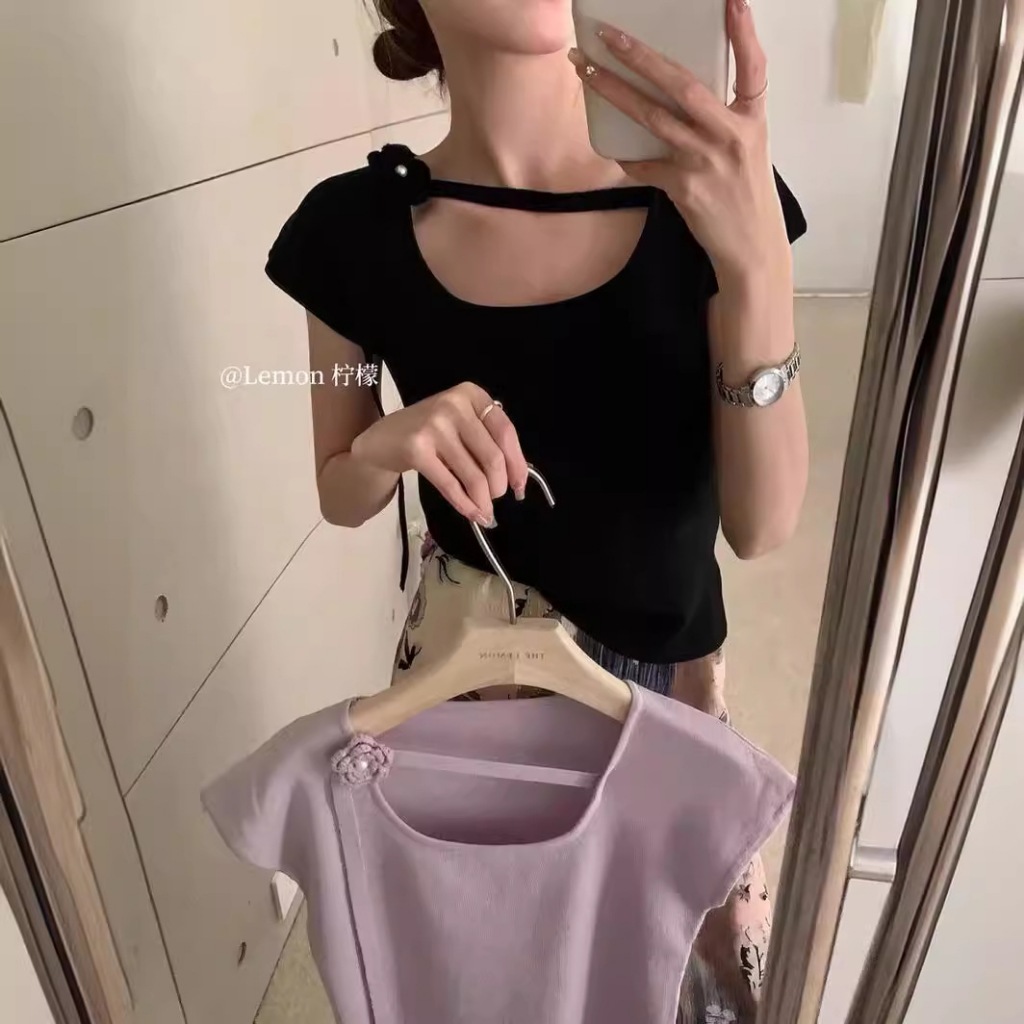 Gamin-0713 (มี 5 สี) เสื้อกล้ามไหมพรมรุ่นใหม่ แต่งดอกใม้ที่สายพันคอ (Y59)