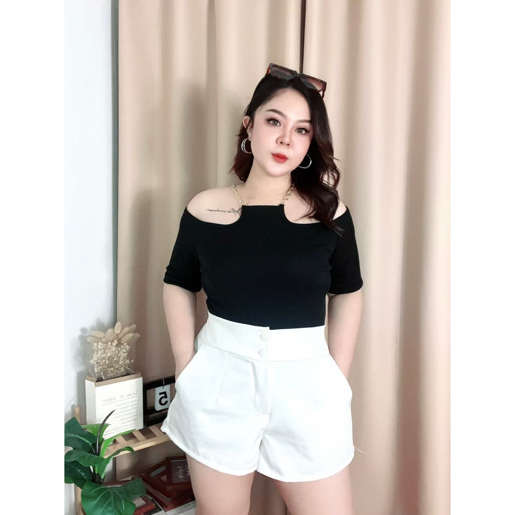 JIRA🐳| เสื้อผ้ายืด(เเขนสั้น)เว้าไหล่ แต่งสายโซ่  อกหน้าผ้าก่อนยืด 40“ยืดตึงสุด 46” ความยาว 23“  วงแขน 20”