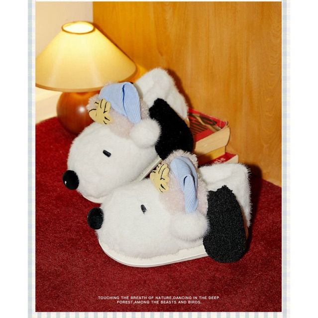(พรี) รองเท้า Gukoo × Snoopy “Cozy Hug Slippers”  🐶🐾