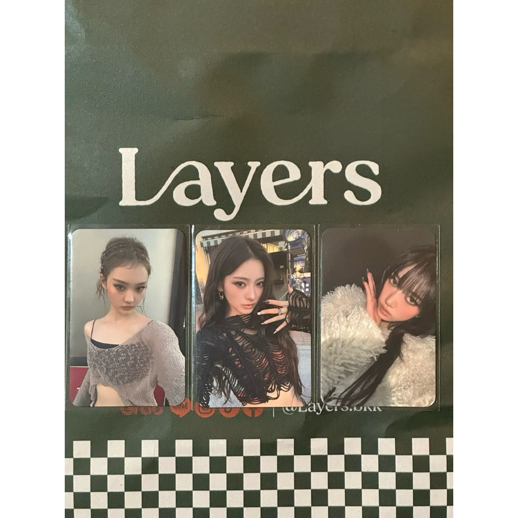 MEOVV x BABYCAKES x Layers Photo-card