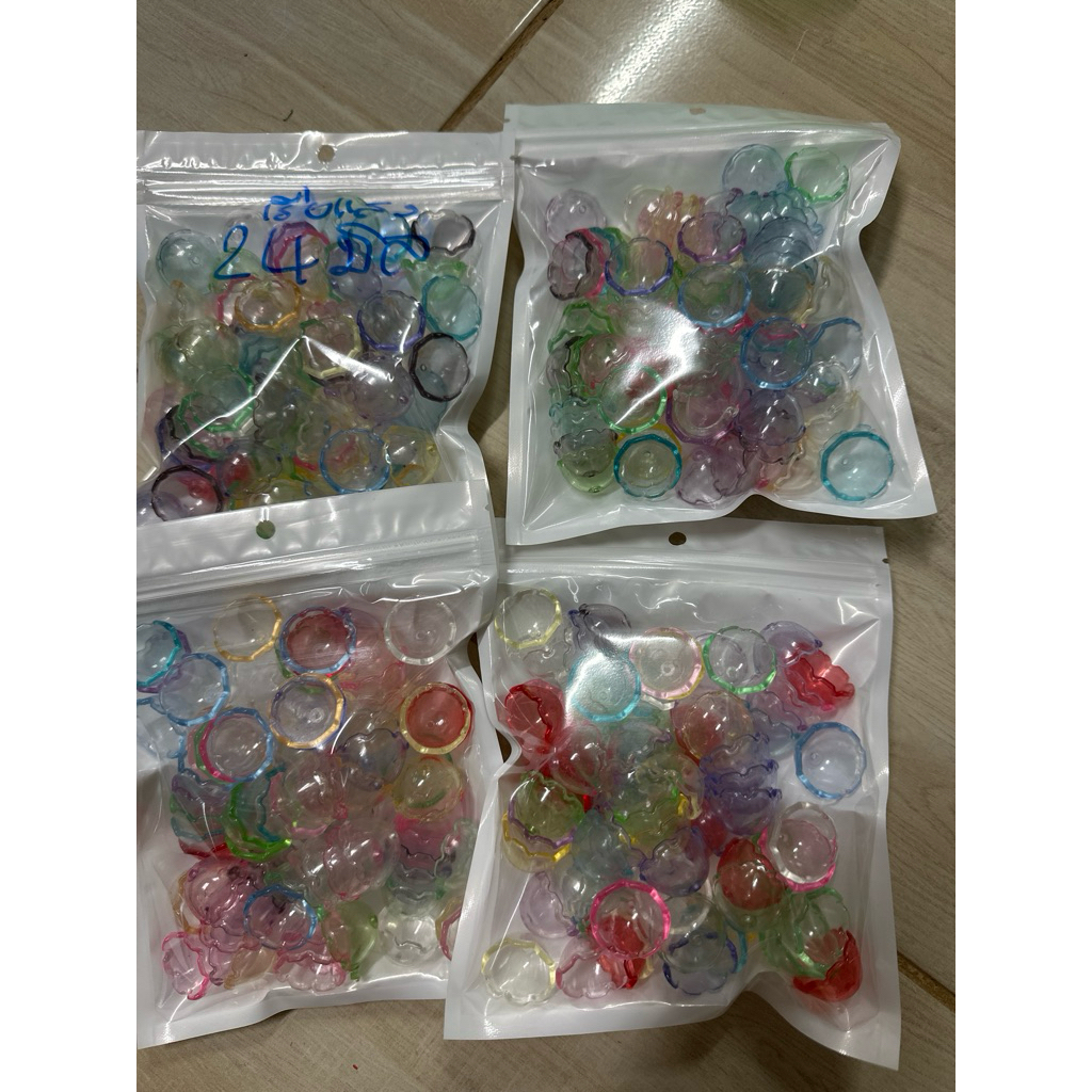ลูกปัด แมงกระพรุน เรือแสง และ สีรุ้ง สีใส ขนาด 16 มิล 24 มิล เหมาะสมสำหรับตกแต่งขื้นชิ้นงานต่างๆ