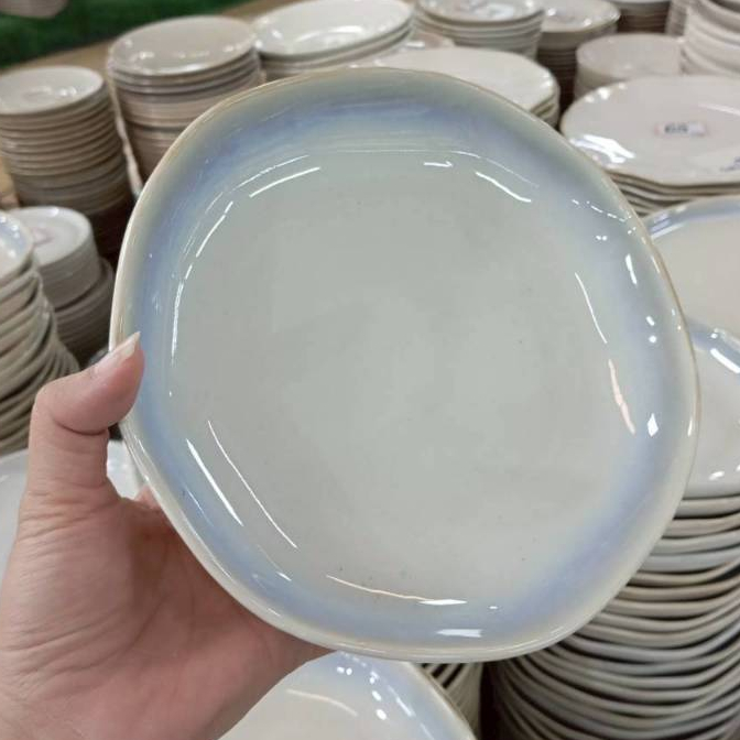 จานเซรามิก 8 นิ้ว ขอบหยัก สีฟ้าทูโทน จานข้าวสวยๆ จานราคาถูกๆ ทำจากเซรามิกเนื้อดี เข้าไมโครเวฟได้ - รูปที่ 2