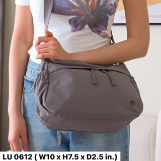 🎒👜👛กระเป๋าสะพาย ผ้าร่มสปอร์ต รุ่นใหม่ น้ำหนักเบามากค่ะ รหัส …