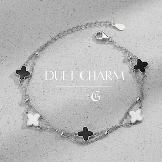 GLAMOR✨สร้อยข้อมือเงินแท้ Duet Charm สร้อยข้อมือแฟชั่น สร้อยข้อมือรูปดอกโคลเวอร์สี่แฉกสีดำและสีขาว