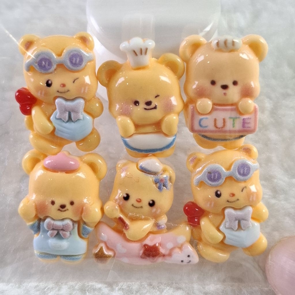 New!! ลายใหม่ถุงละ 15 บาท พร้อมส่งจากไทย! รวมเรซิ่นการ์ตูนประดับ DIY น่ารักๆ หลากหลายแบบ รหัส 15A | หมวดตัวการ์ตูน - รูปที่ 2