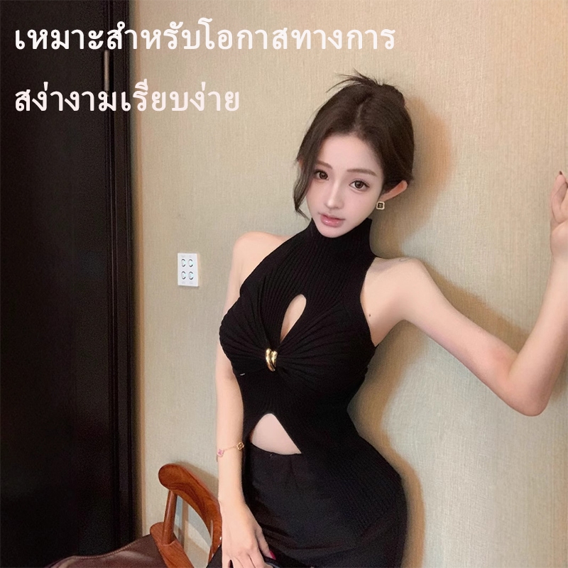 kitty.vogue พร้อมส่ง 【เสื้อแขนกุด 】เสื้อกล้าม การสวมใส่แบบสลิม คอเต่า ดีเทลเว้าหน้าอก ผ้าไหมพรมผ้าร่อง สีดำ-31103