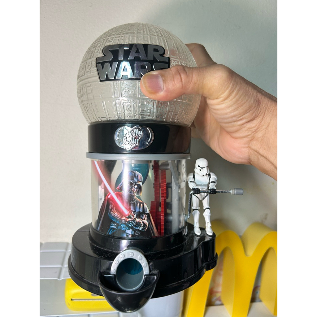 Star Wars Jelly Belly Candy Dispenser – Death Star Edition