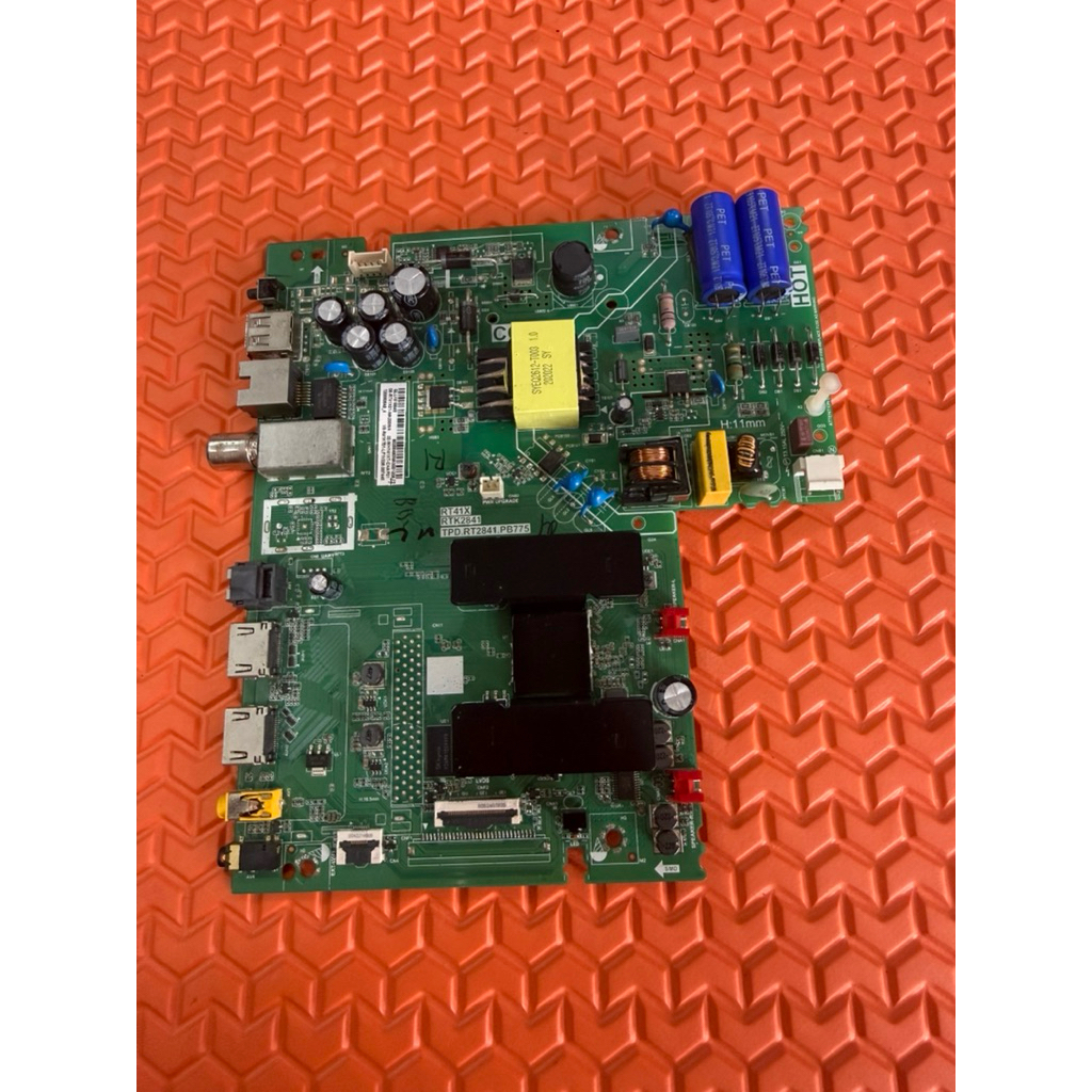 เมนบอร์ดทีวี TCL รุ่น 32S6500 พาสบอร์ด TPD.RT2841.TB775