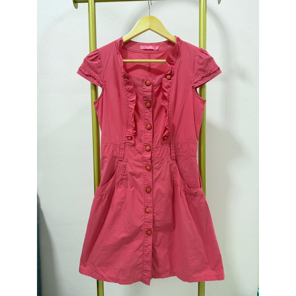 1 แถม 1เดรสญี่ปุ่น+สายเดี่ยวไหมพรหมโชว์หลังป้าย Onseason