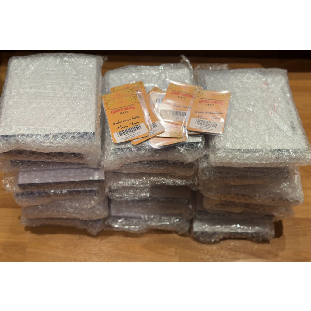 อัลบั้ม BamBam EP [HOMETOWN] รอบParty