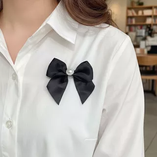 โบว์ดำประดับมุก แบบเข็มหมุด โบว์ไว้อาลัย สำหรับติดเสื้อ ประดับเครื่องแต่งกาย ส่งจากไทย!!!