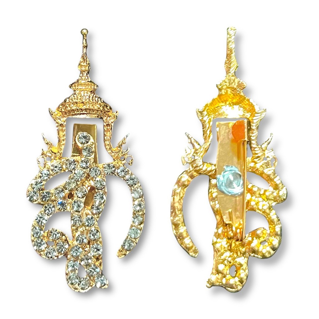 พร้อมส่งจากไทย ชฎาเข็มกลัดริบบิ้น ขอบเงิน รูปโบว์ เข็มกลัดติดเสื้อไว้อาลัย โบว์ขาวดำ โบว์ไว้ทุกข์ พร้อมส่ง - รูปที่ 3