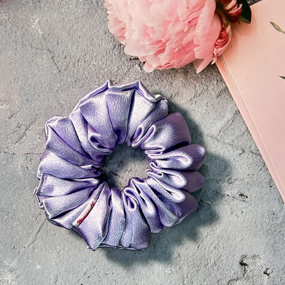 [พร้อมส่ง]ยางรัดผม ผ้าซาติน Deep Shinnining Satin รุ่นสีเข้มสดสวย นุ่มนวลถนอมเส้นผมไม่ดึงหนังศรีษะ