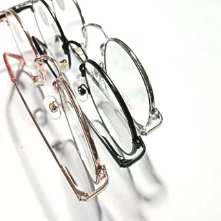 แว่นสายตาสั้น/สายตาปกติทรงเหลี่ยม เลนส์กรองแสงบลู+เลนส์เปลี่ยนสีphotochromic รุ่นAUTO05(เลนส์เปลี่ยนสี)